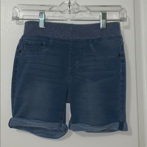 Arizona girl’s shorts